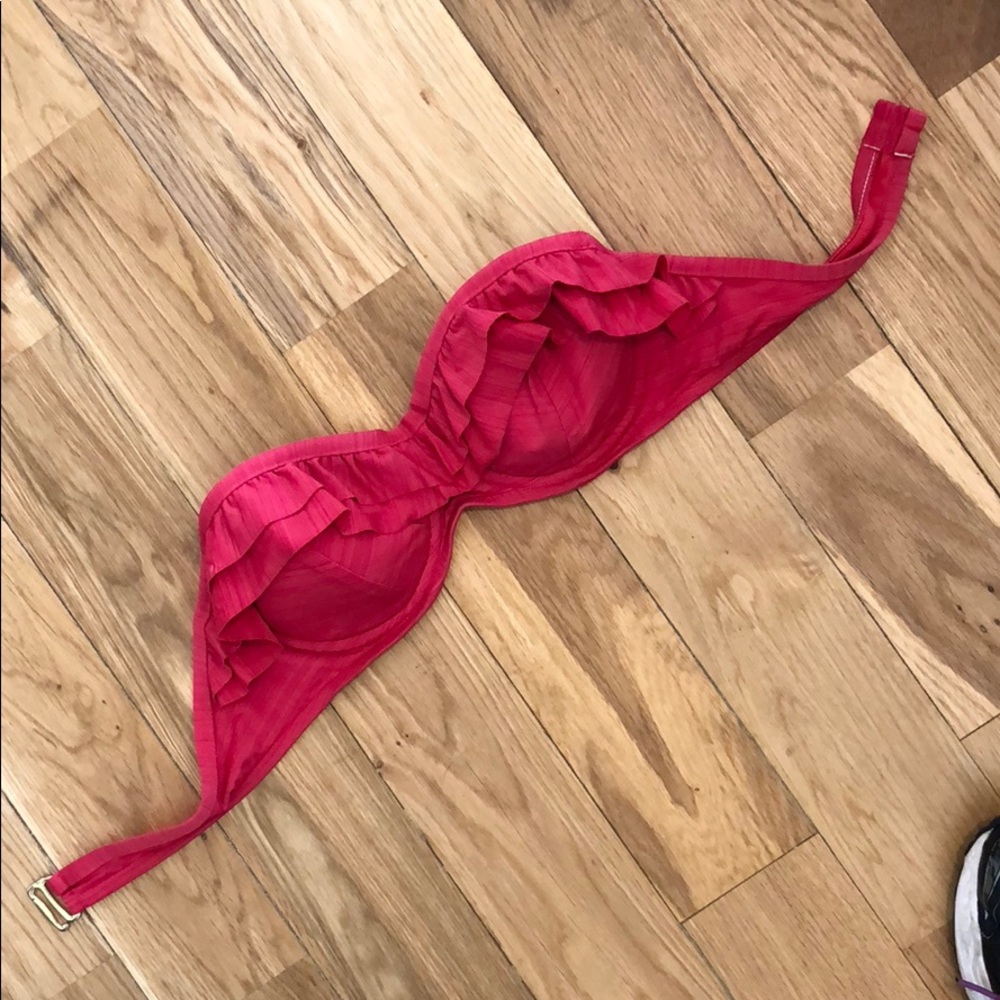 Mossimo Bandeau swimsuit top with underwire